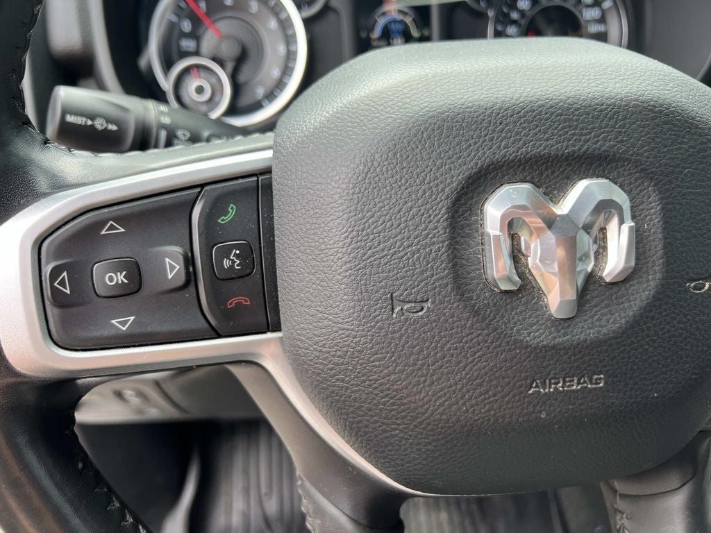 2021 RAM 1500 Big Horn Crew Cab 4x4 5'7" Box