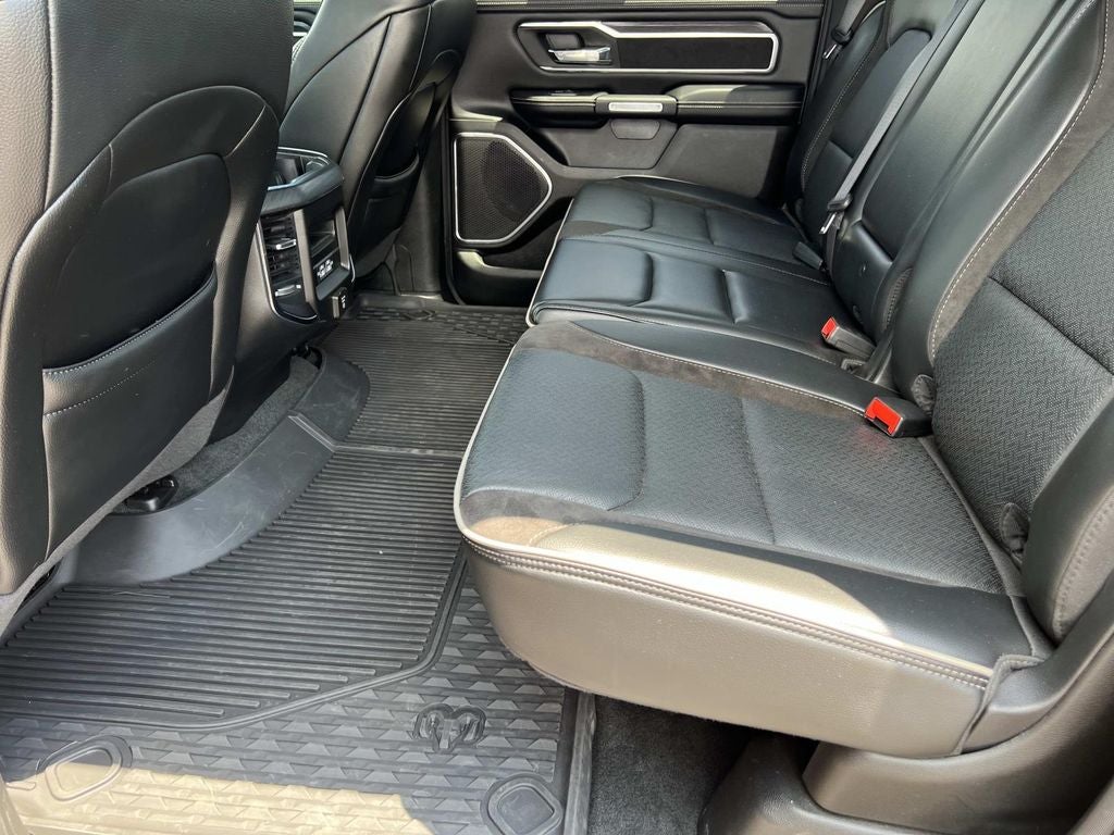 2023 RAM 1500 Laramie Crew Cab 4x4 5'7" Box