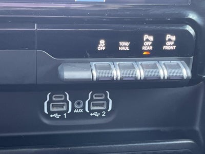 2024 RAM 1500 Laramie Crew Cab 4x4 5'7" Box