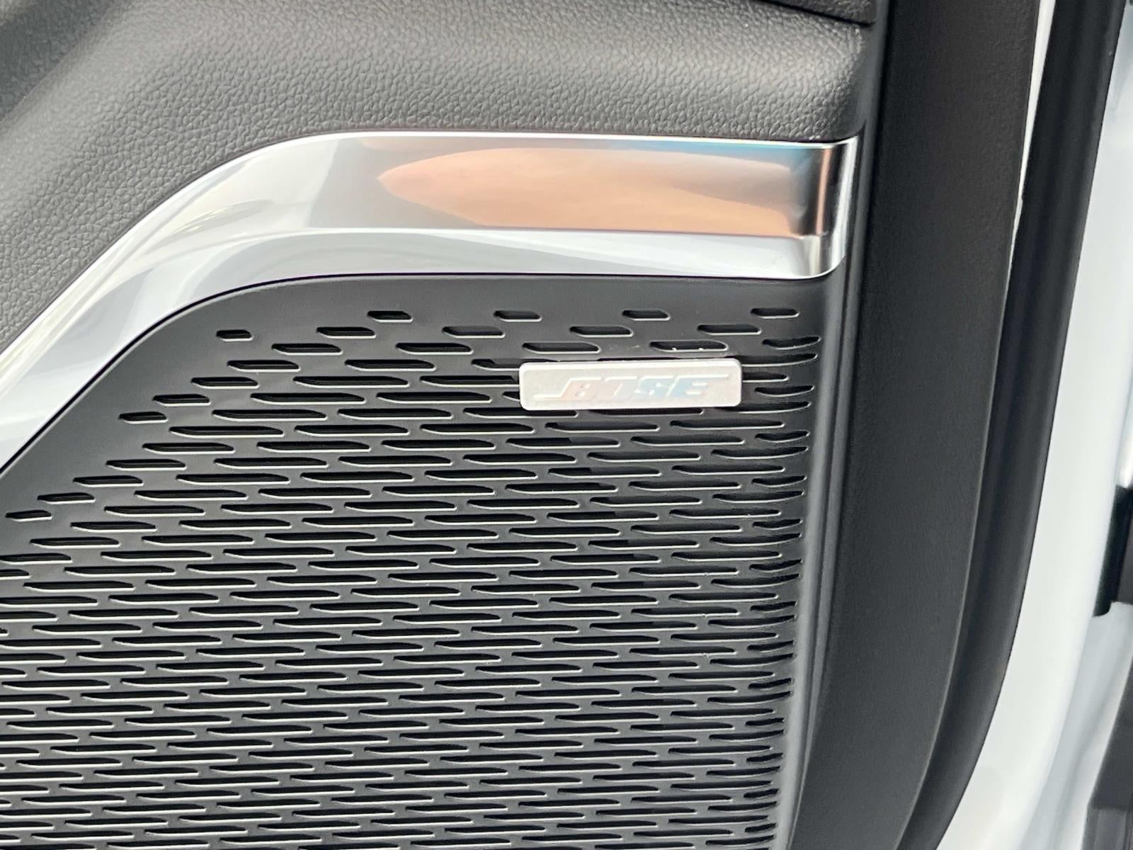 2026 GMC Acadia Elevation - Photo 17
