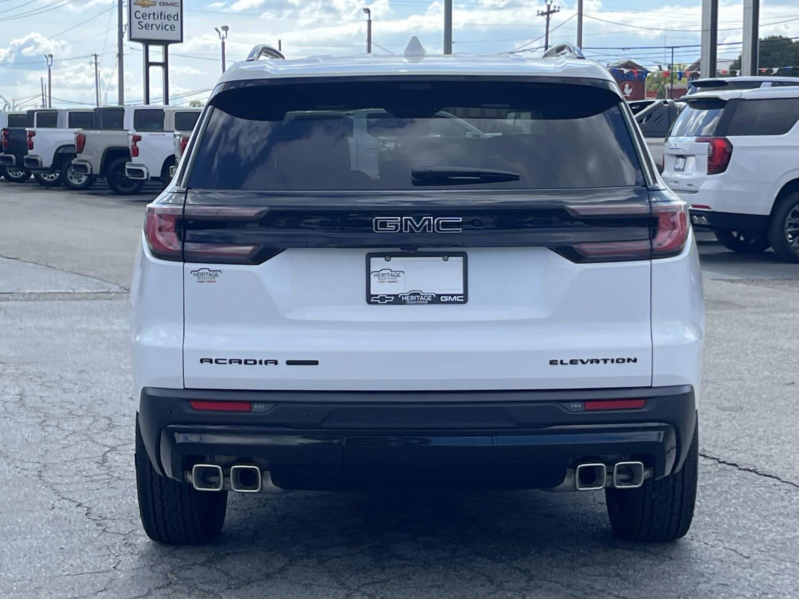 2026 GMC Acadia Elevation - Photo 6
