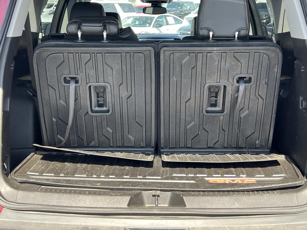 2021 GMC Acadia AT4