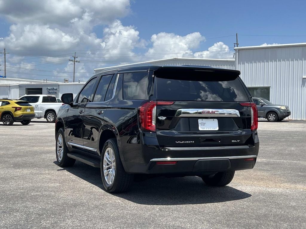 2023 GMC Yukon SLT