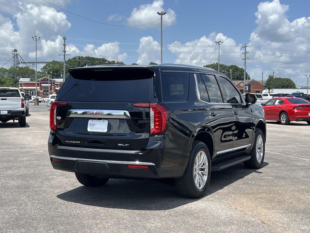 2023 GMC Yukon SLT