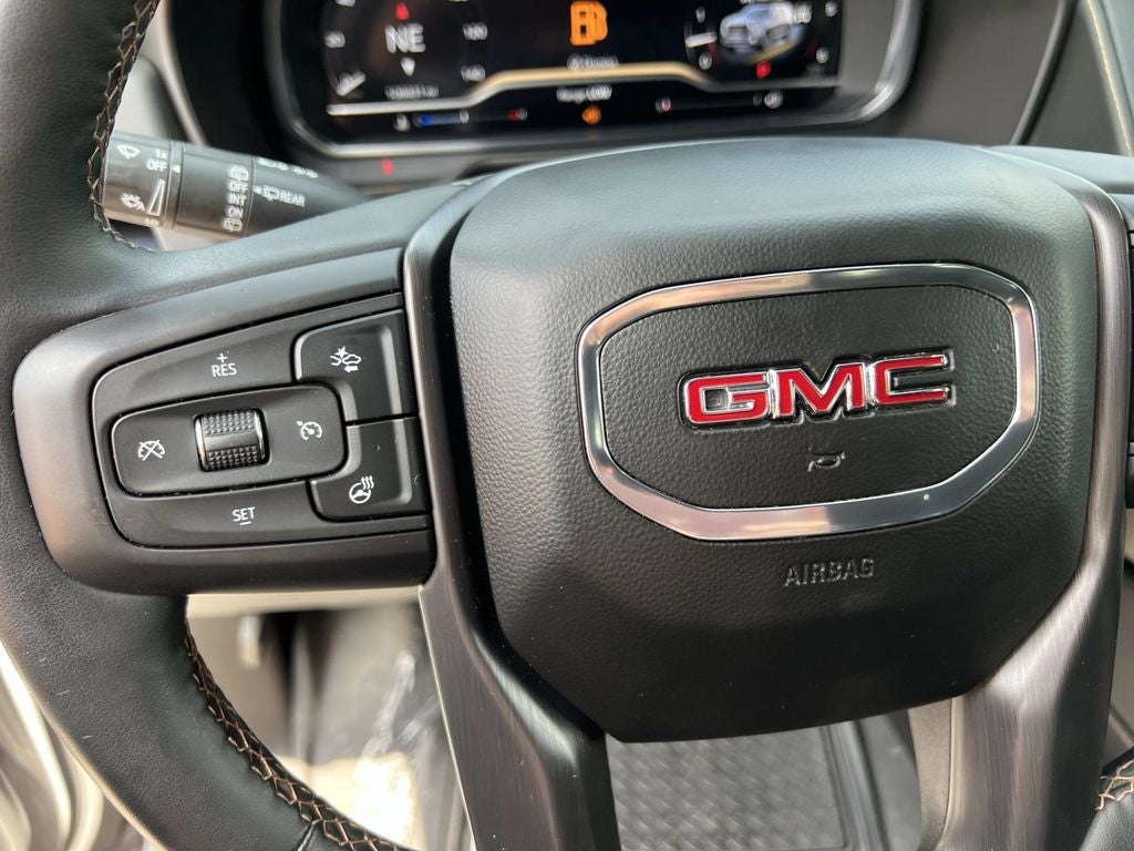 2023 GMC Yukon AT4