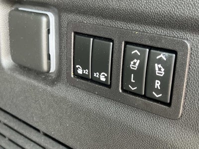2023 GMC Yukon XL AT4