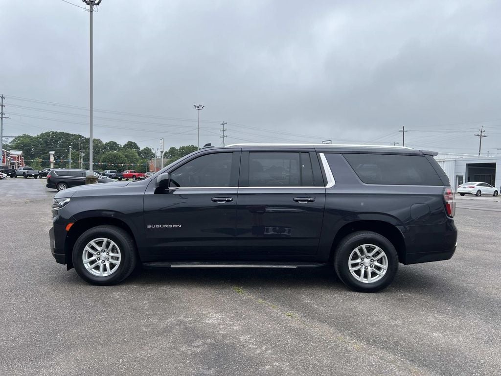 2022 Chevrolet Suburban LT