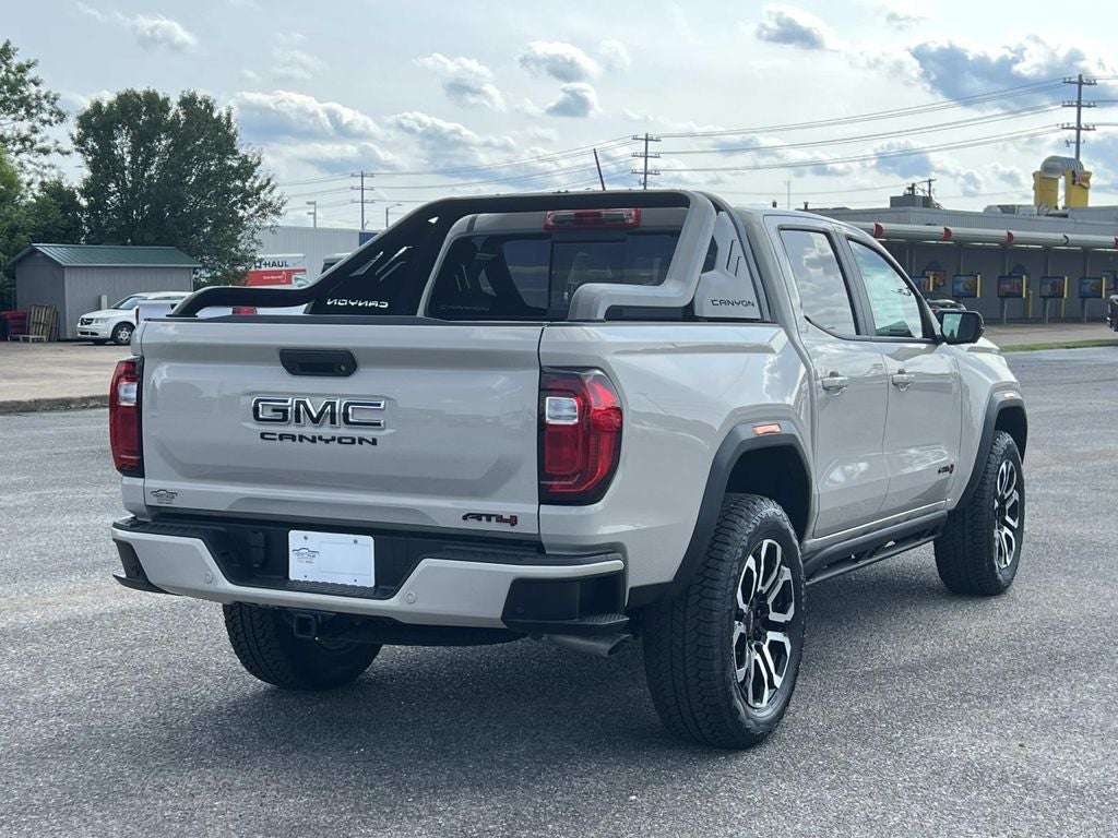 2026 GMC Canyon AT4 - Photo 7