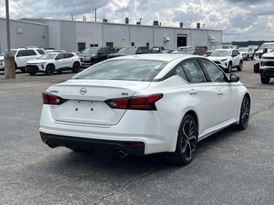 2023 Nissan Altima SR FWD