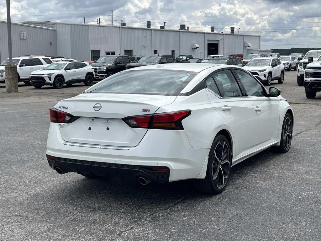 2023 Nissan Altima SR FWD