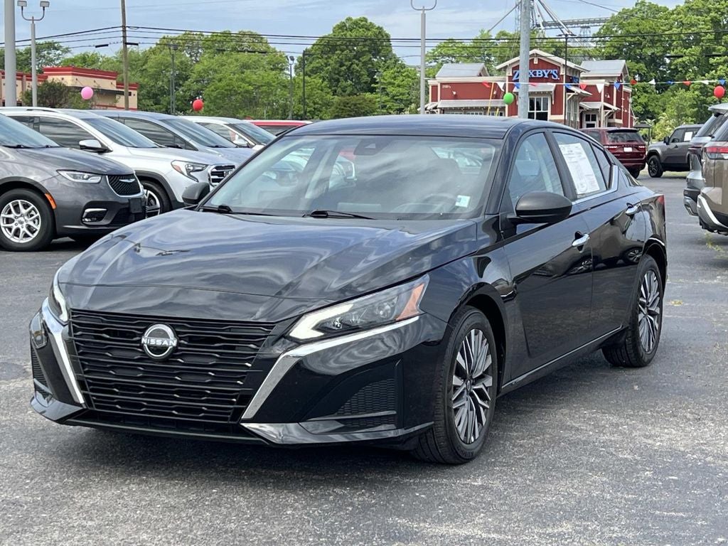 2025 Nissan Altima SV FWD
