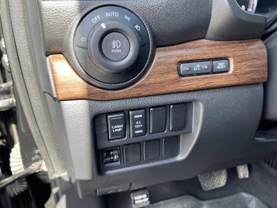 2023 Nissan TITAN Crew Cab Platinum Reserve 4x4
