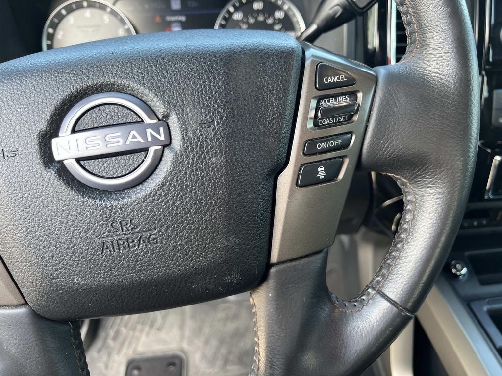 2023 Nissan TITAN Crew Cab Platinum Reserve 4x4