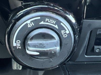 2023 Nissan TITAN Crew Cab Platinum Reserve 4x4