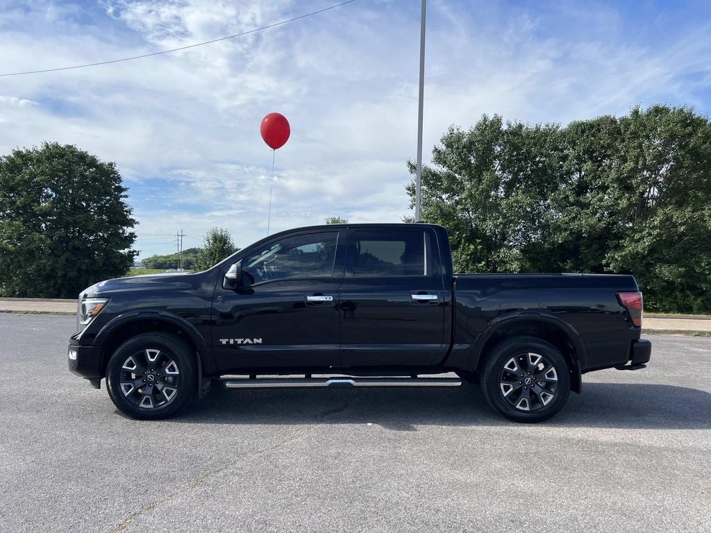 2023 Nissan TITAN Crew Cab Platinum Reserve 4x4