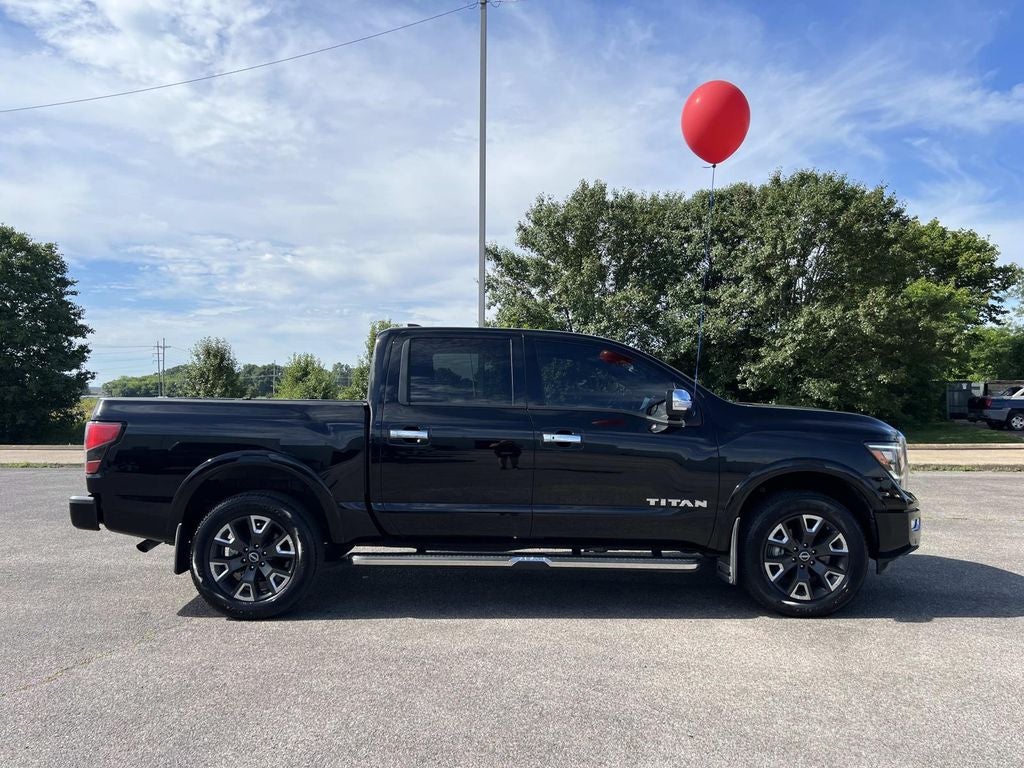 2023 Nissan TITAN Crew Cab Platinum Reserve 4x4