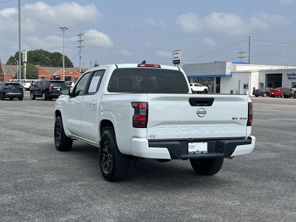2024 Nissan Frontier SV