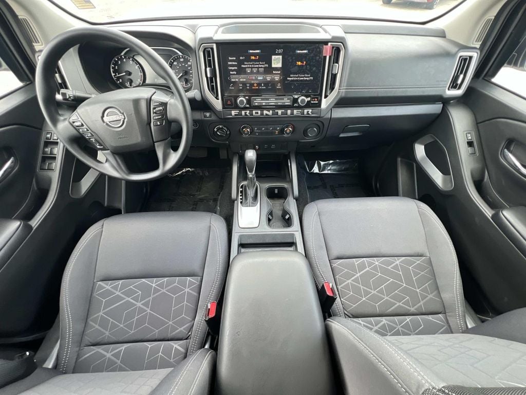 2025 Nissan Frontier Crew Cab SV 4x4