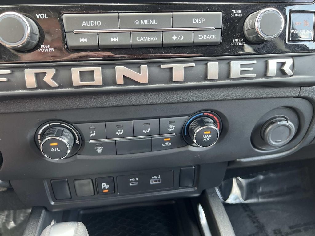 2025 Nissan Frontier Crew Cab SV 4x4