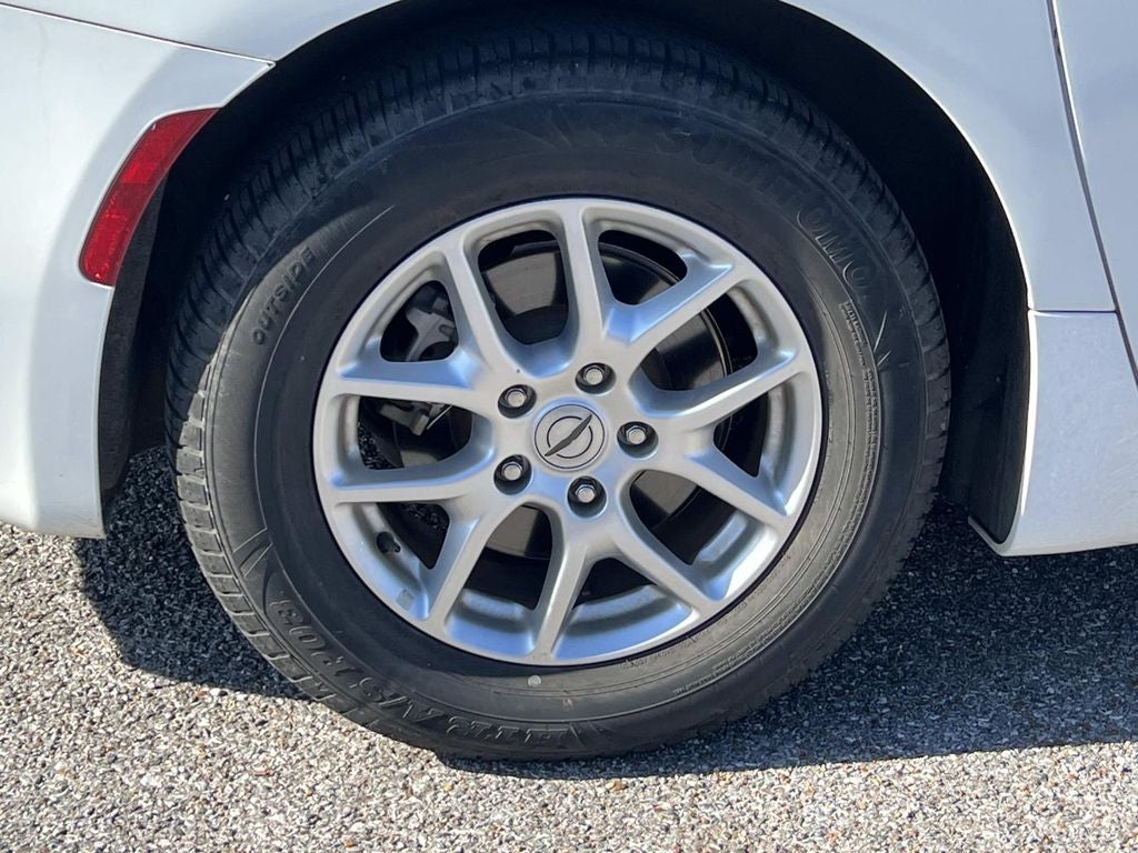 2023 Chrysler Voyager LX