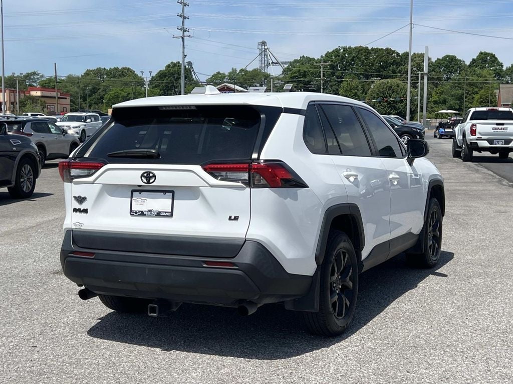 2022 Toyota RAV4 LE