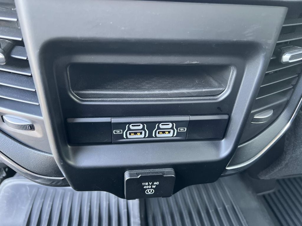 2025 RAM 2500 Laramie Crew Cab 4x4 6'4" Box