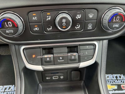 2023 GMC Terrain SLT