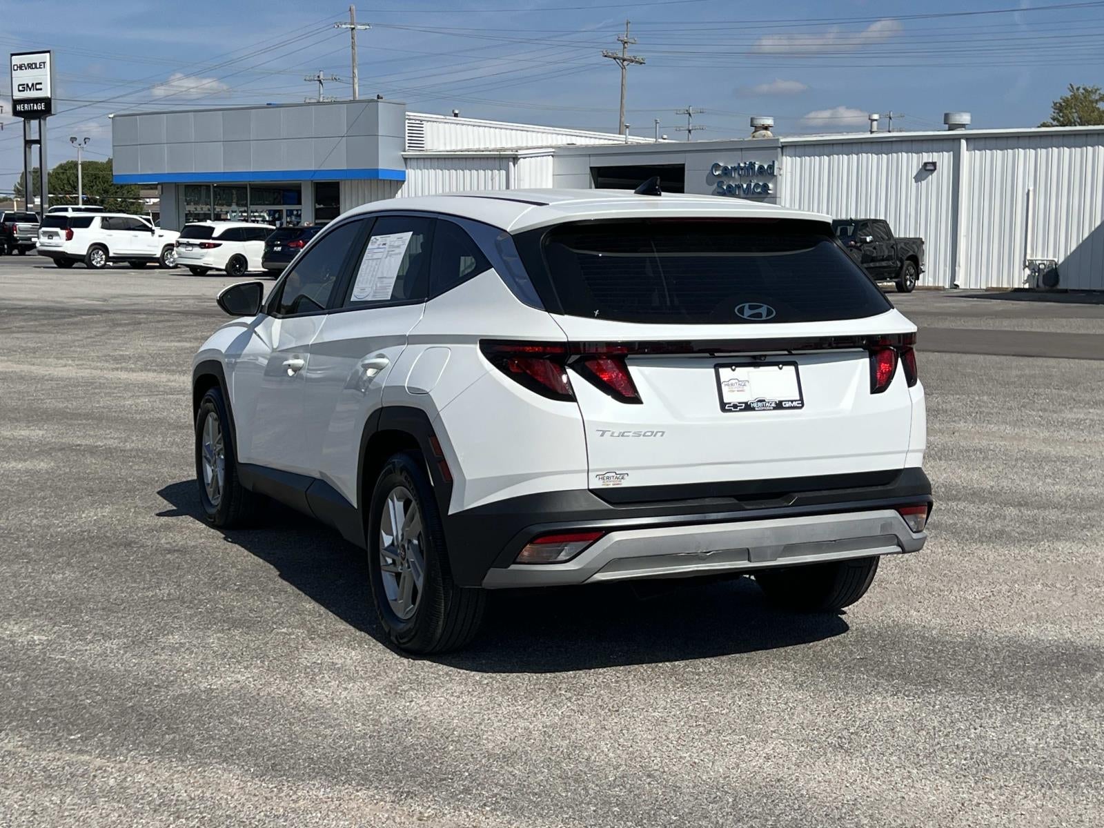 2025 Hyundai Tucson SE