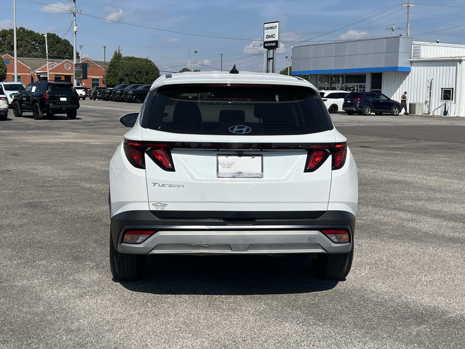 2025 Hyundai Tucson SE