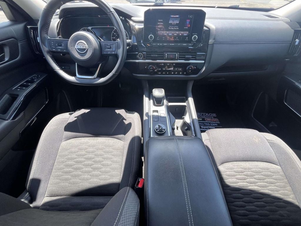 2023 Nissan Pathfinder SV 4WD