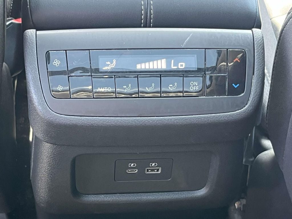 2023 Nissan Pathfinder SV 4WD
