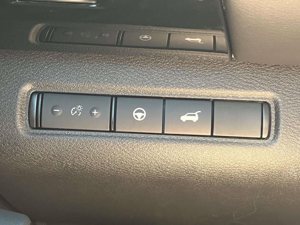 2023 Nissan Pathfinder SV 4WD