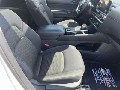 2023 Nissan Pathfinder SV 4WD