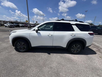 2023 Nissan Pathfinder SV 4WD