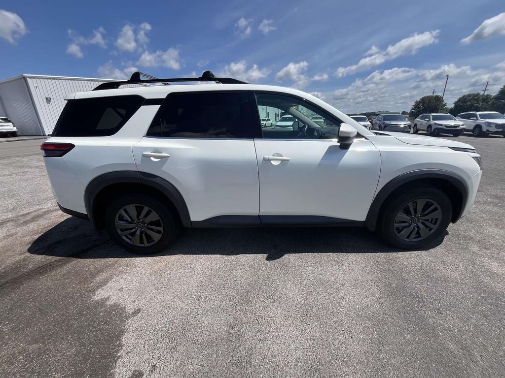 2023 Nissan Pathfinder SV 4WD