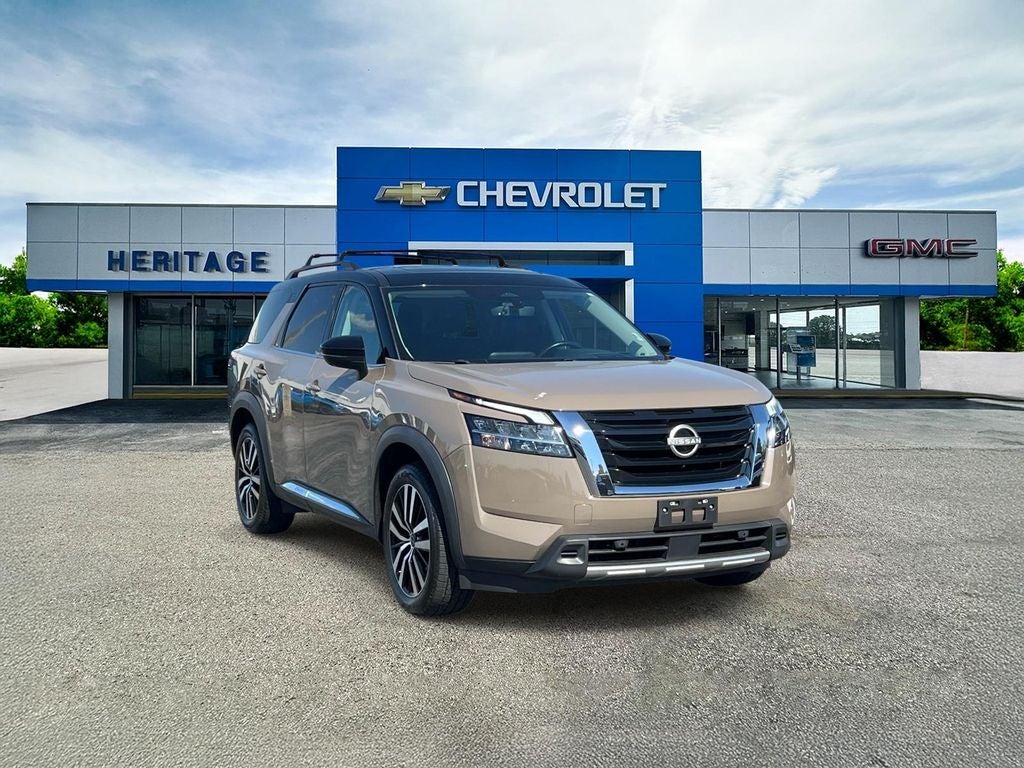 2023 Nissan Pathfinder Platinum 4WD