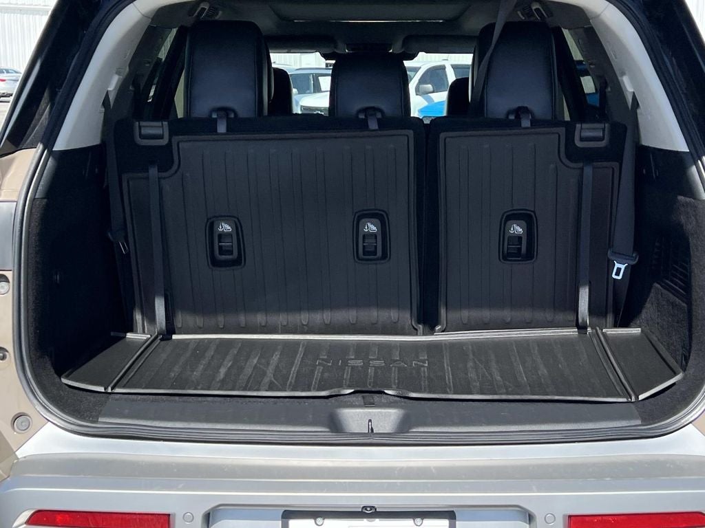 2023 Nissan Pathfinder Platinum 4WD