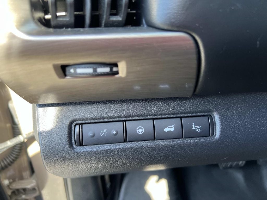2023 Nissan Pathfinder Platinum 4WD