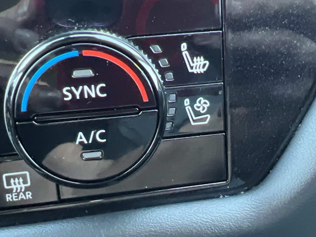 2023 Nissan Pathfinder Platinum 4WD