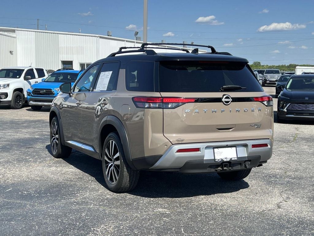 2023 Nissan Pathfinder Platinum 4WD