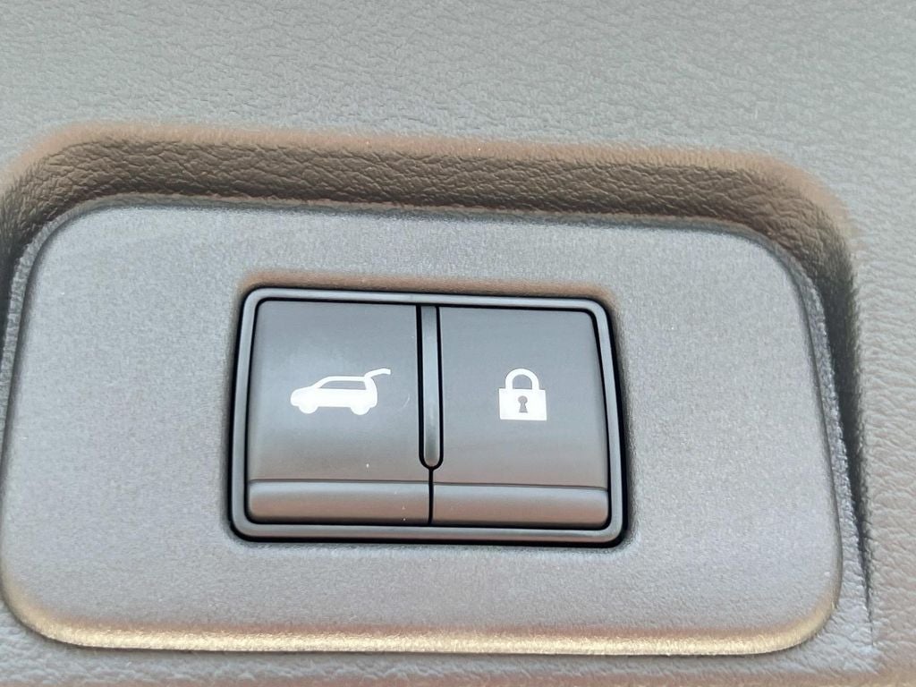 2025 Nissan Rogue SL FWD