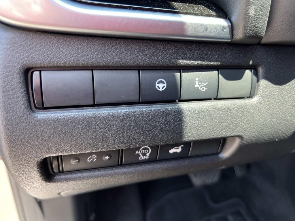 2025 Nissan Rogue SL FWD