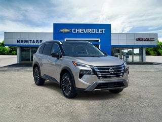 2025 Nissan Rogue SL FWD