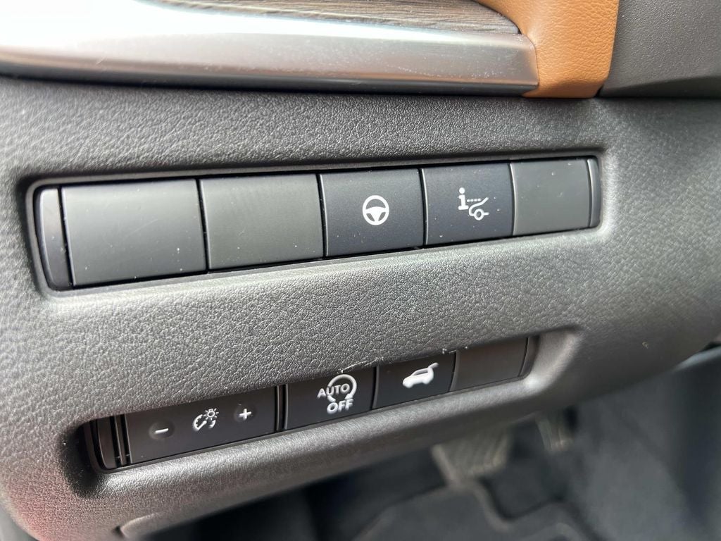 2025 Nissan Rogue Platinum
