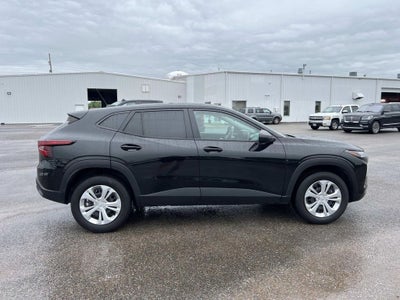 2025 Chevrolet Trax LS