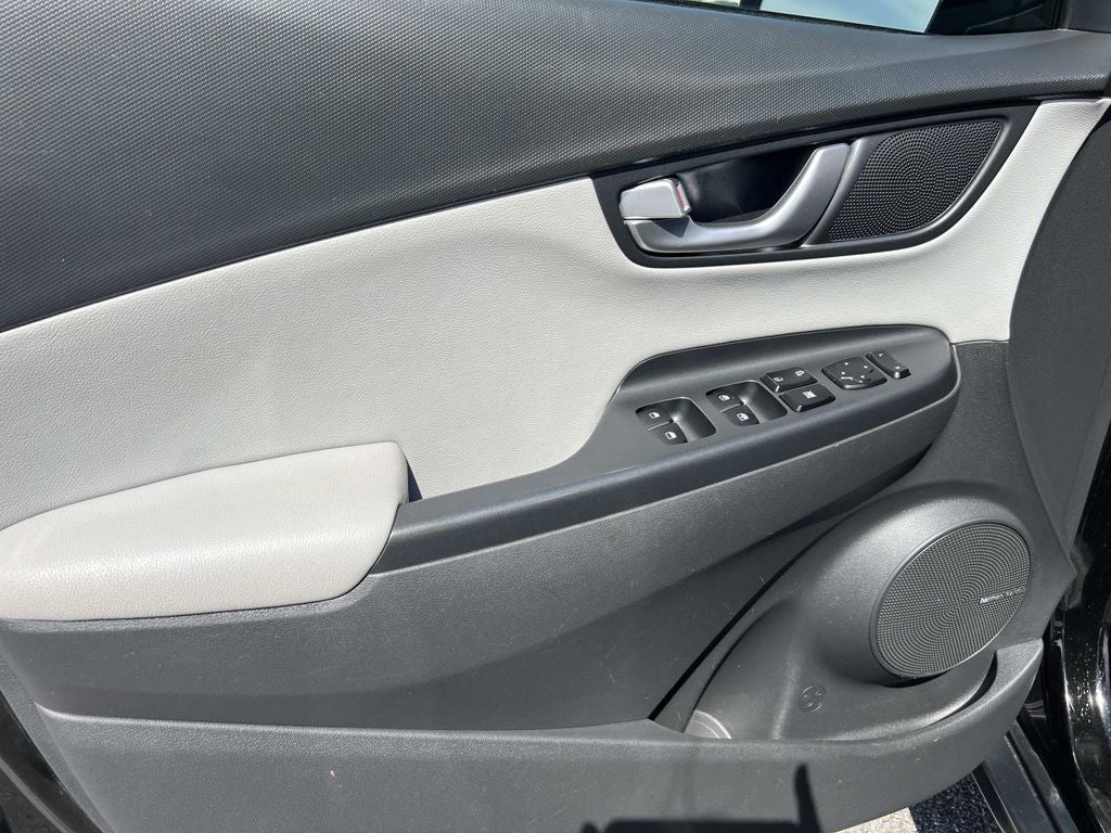 2023 Hyundai Kona Limited