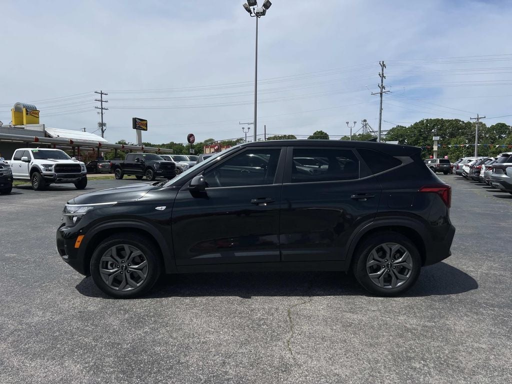 2024 Kia Seltos LX