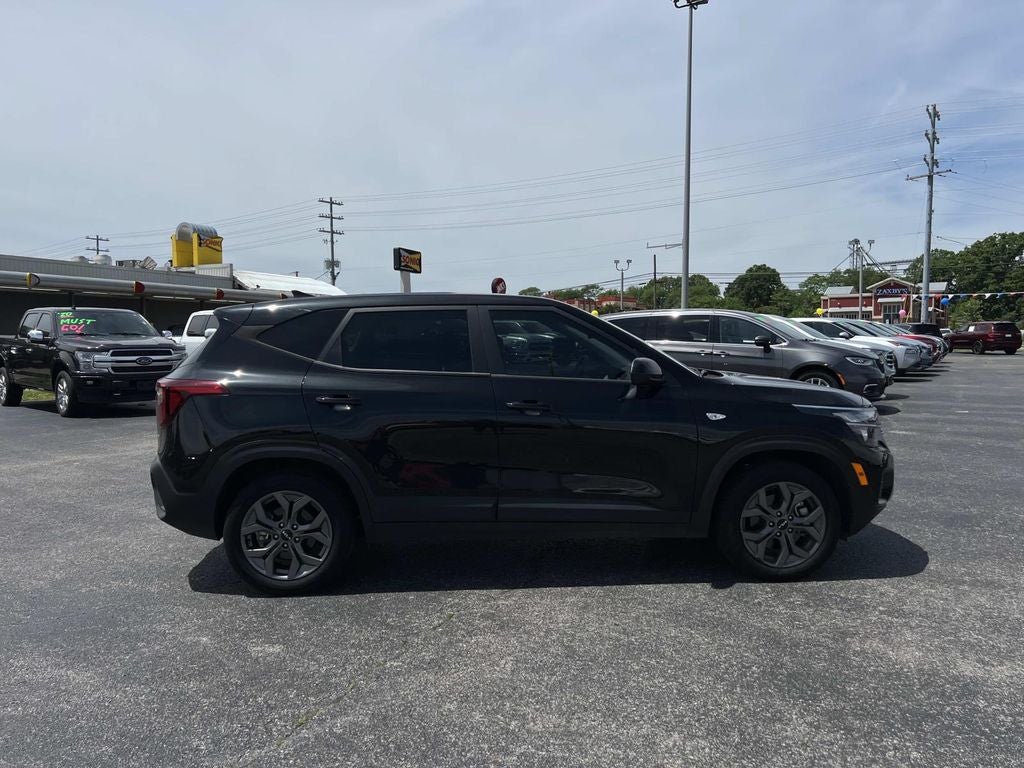 2024 Kia Seltos LX